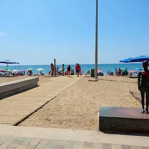 https://calafellbeach-seaviewsnew.catalonia-hotels.com